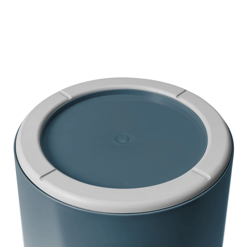 Yeti Loadout Bucket - Nordic Blue 6 Yeti Loadout Bucket - Nordic Blue – Image 4